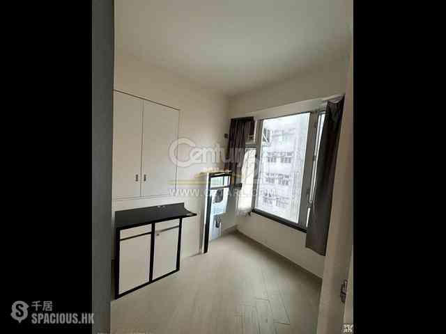 Sai Ying Pun - Kam Kwan Building 05
