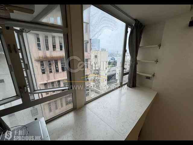 Sai Ying Pun - Kam Kwan Building 04