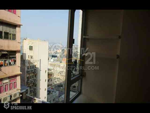 Sai Ying Pun - Kam Kwan Building 08