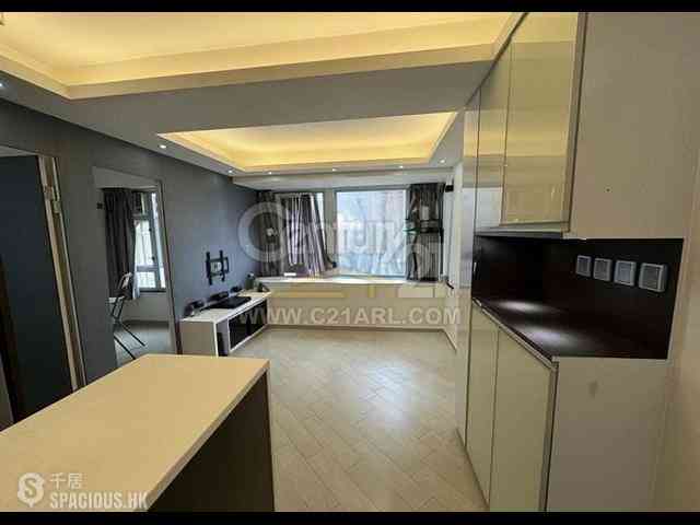 Sai Ying Pun - Kam Kwan Building 01