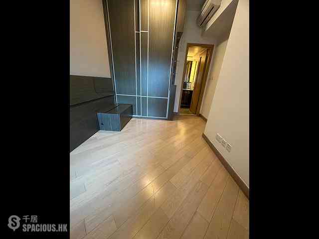 Tai Kok Tsui - Imperial Cullinan Tower 6B 06