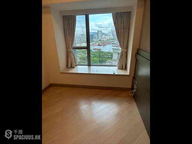 Tai Kok Tsui - Imperial Cullinan Tower 6B 07
