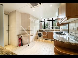 Mid Levels Central - Fairlane Tower 03