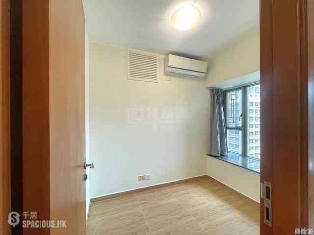 Tseung Kwan O - Park Central Phase 1 Block 8 03
