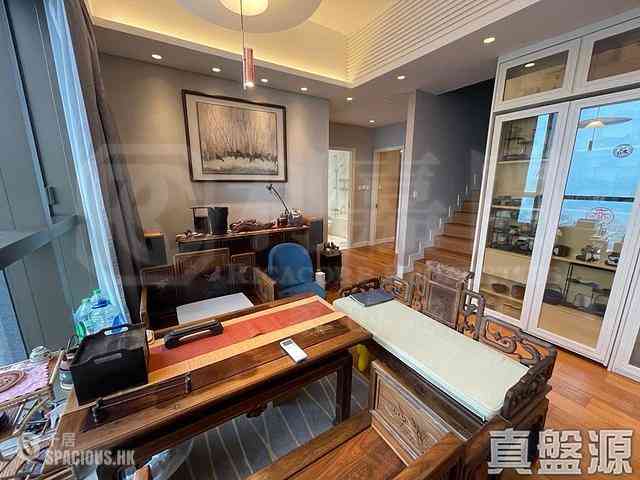 Sai Ying Pun - Kensington Hill 01