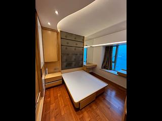 West Kowloon - The Harbourside Block 2 07