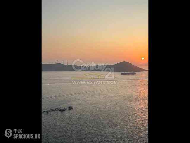 Ap Lei Chau - South Horizons 01