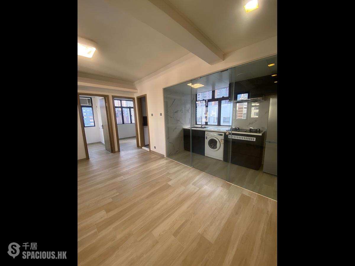 Soho - Sunrise House 01