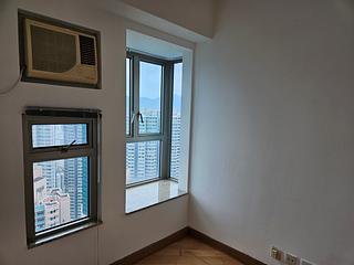 Tai Kok Tsui - Harbour Green 11