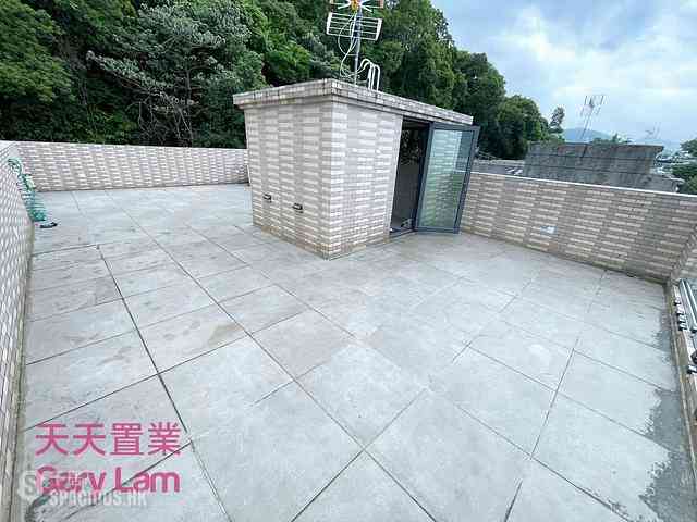Sai Kung - Wong Chuk Shan San Tsuen 01