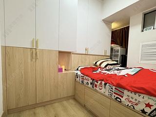 Kennedy Town - The Merton 04