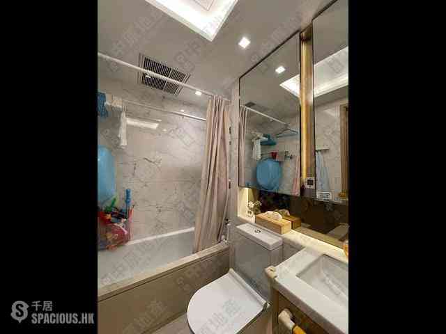Ho Man Tin - Mantin Heights Block 5 05