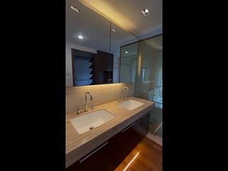 Repulse Bay - Grand Garden Block 1 05