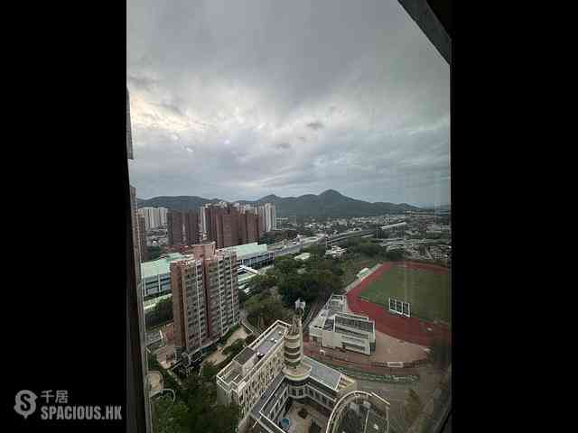 Tuen Mun - Parkland Villas Block 6 02