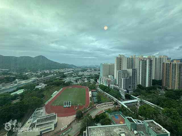 Tuen Mun - Parkland Villas Block 6 07