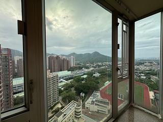 Tuen Mun - Parkland Villas Block 6 11