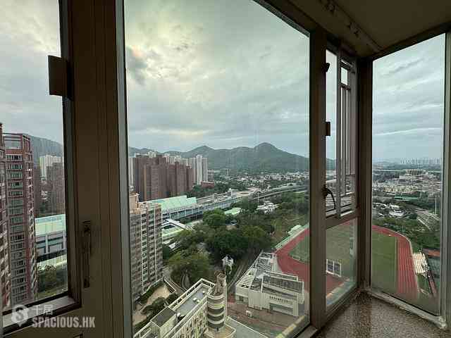 Tuen Mun - Parkland Villas Block 6 11