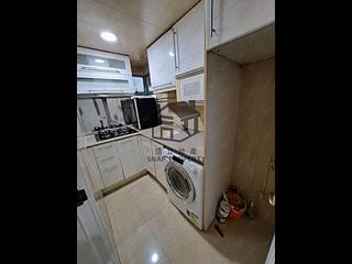 Sheung Wan - Queen's Terrace Block 2 07