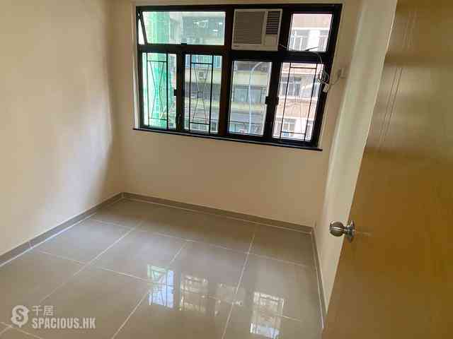 Causeway Bay - Kim Ming Building 03