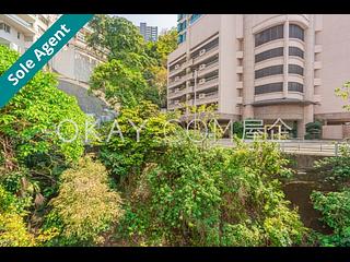 Mid Levels Central - Pak Fai Mansion 12