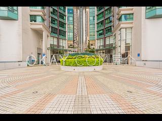 Mid Levels West - 80 Robinson Road 24
