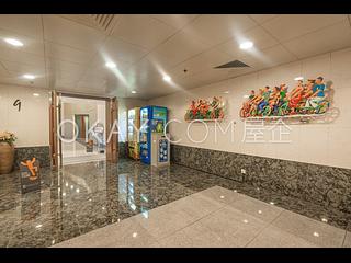 Mid Levels West - 80 Robinson Road 27