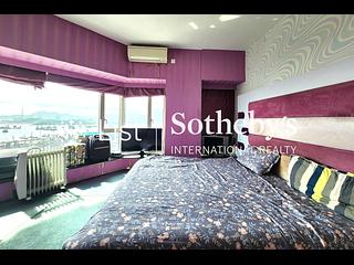 West Kowloon - Sorrento 06
