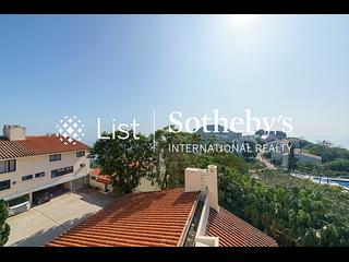 The Peak - Strawberry Hill 02