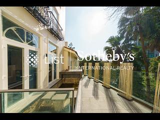 The Peak - Strawberry Hill 04