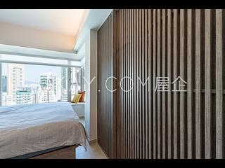 Sai Ying Pun - Centre Place 07