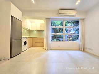 Wan Chai - Lok Moon Mansion 03