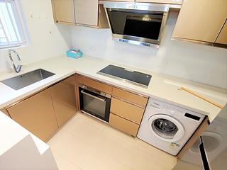 Causeway Bay - Elizabeth House 14