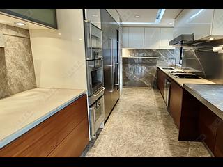 Mid Levels Central - Kennedy Heights 15