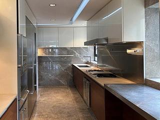 Mid Levels Central - Kennedy Heights 14