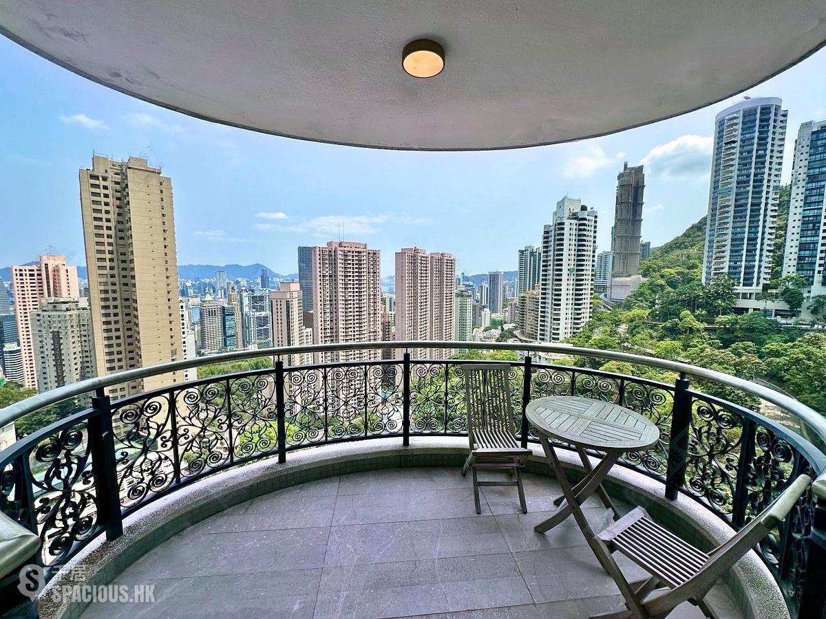 Mid Levels Central - Clovelly Court Block 1 01