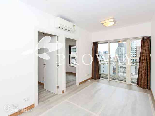 Soho - Centrestage 01