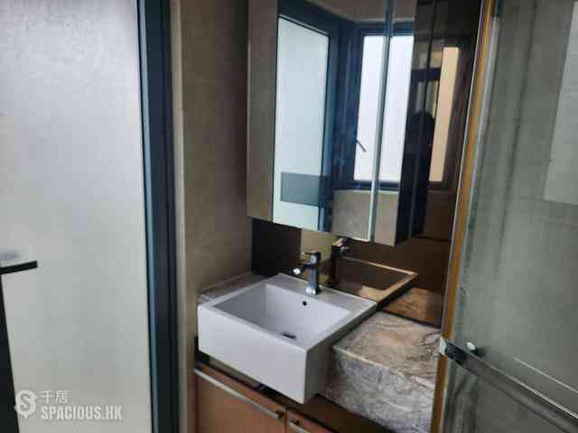 Tai Kok Tsui - Park Summit Block 1 04