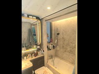 Wong Chuk Hang - The Southside Phase 2 La Marina Tower 2A 02