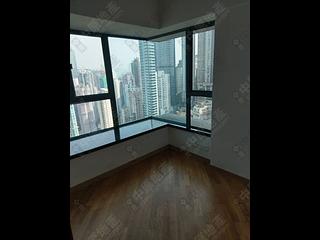 Mid Levels West - 80 Robinson Road 03