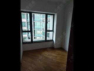 Mid Levels West - 80 Robinson Road 04