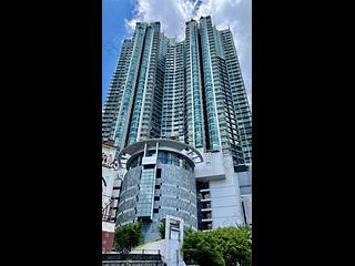 Mid Levels West - 80 Robinson Road 06