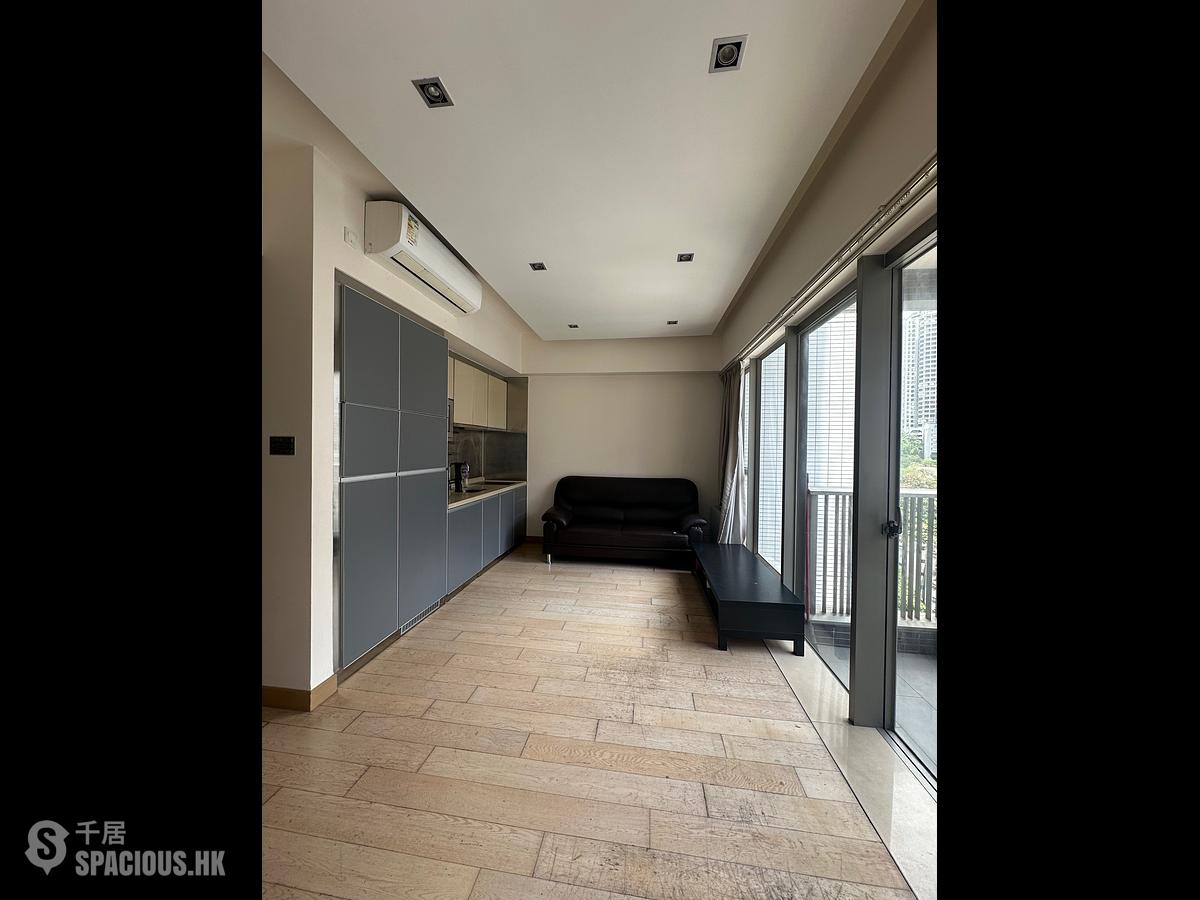 Sai Ying Pun - Island Crest Block 2 01