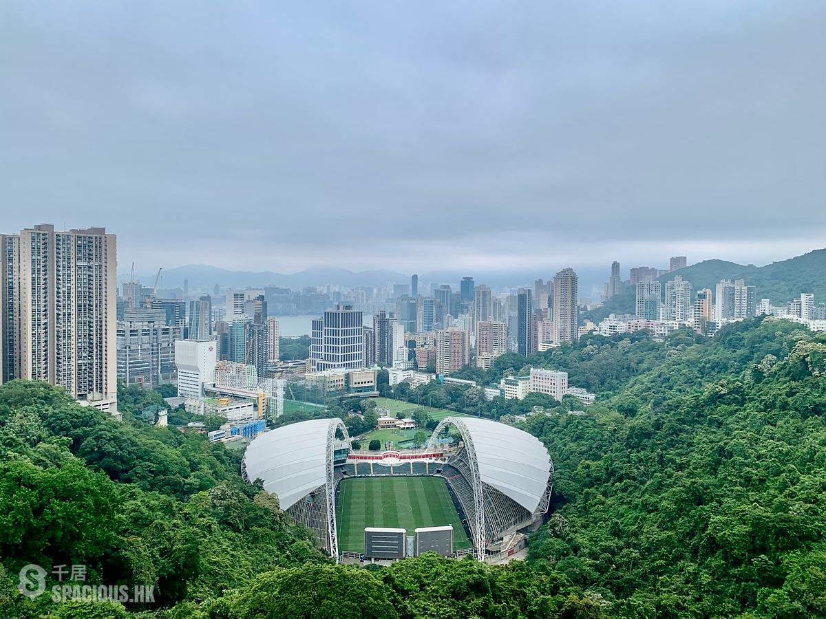 Happy Valley - Broadwood Park 01