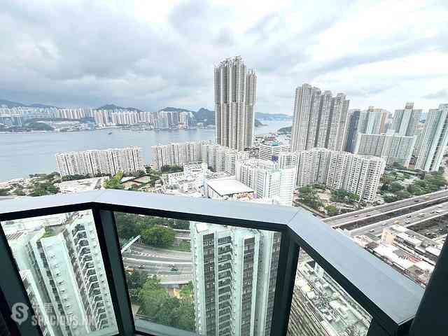 Quarry Bay - The Holborn Block A 02