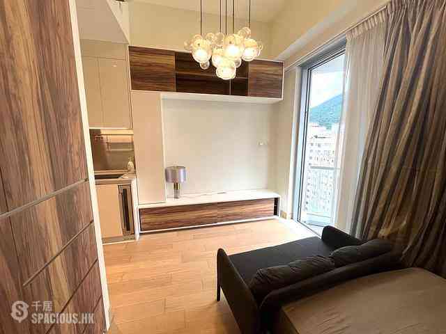 Sai Wan Ho - Island Residence 03