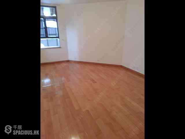 Mid Levels Central - Tregunter Block 2 03