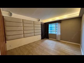 Mid Levels Central - Tregunter Block 2 04