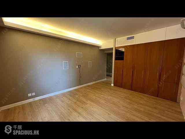 Mid Levels Central - Tregunter Block 2 05