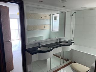 Pok Fu Lam - Villa Cecil Phase 3 Block 2 05