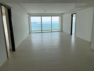 Pok Fu Lam - Villa Cecil Phase 3 Block 2 07